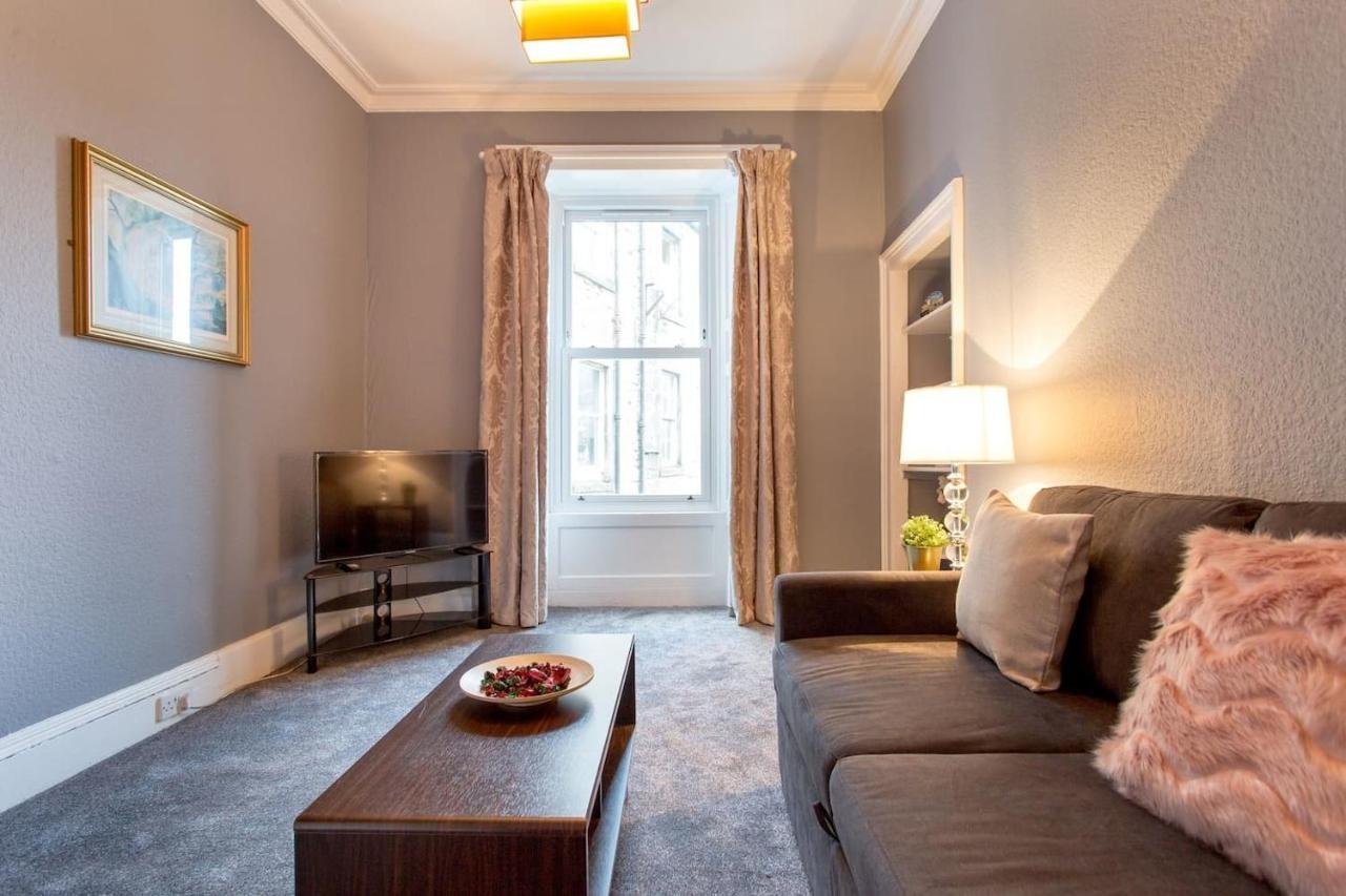 Stunning 2-Bed Apartment in Central EDI Exterior foto