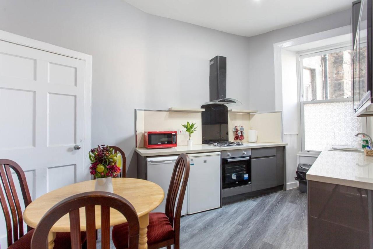 Stunning 2-Bed Apartment in Central EDI Exterior foto