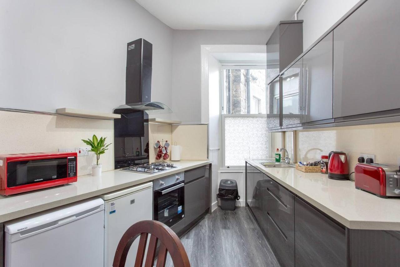 Stunning 2-Bed Apartment in Central EDI Exterior foto